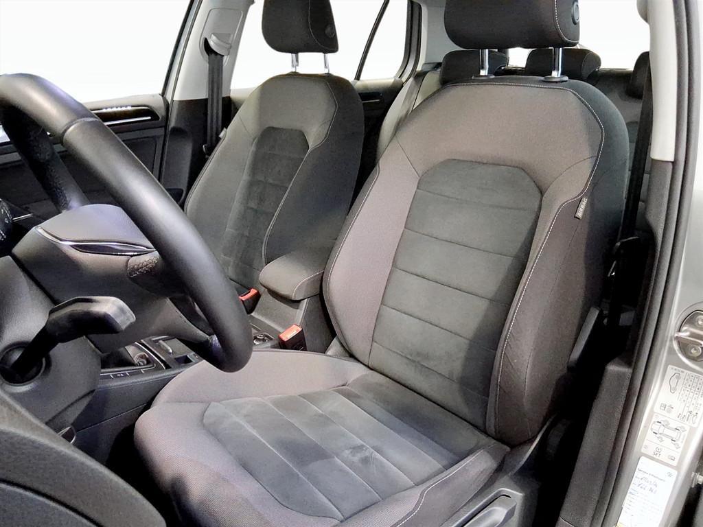 Volkswagen Golf 5p 1.6 tdi Executive 115cv