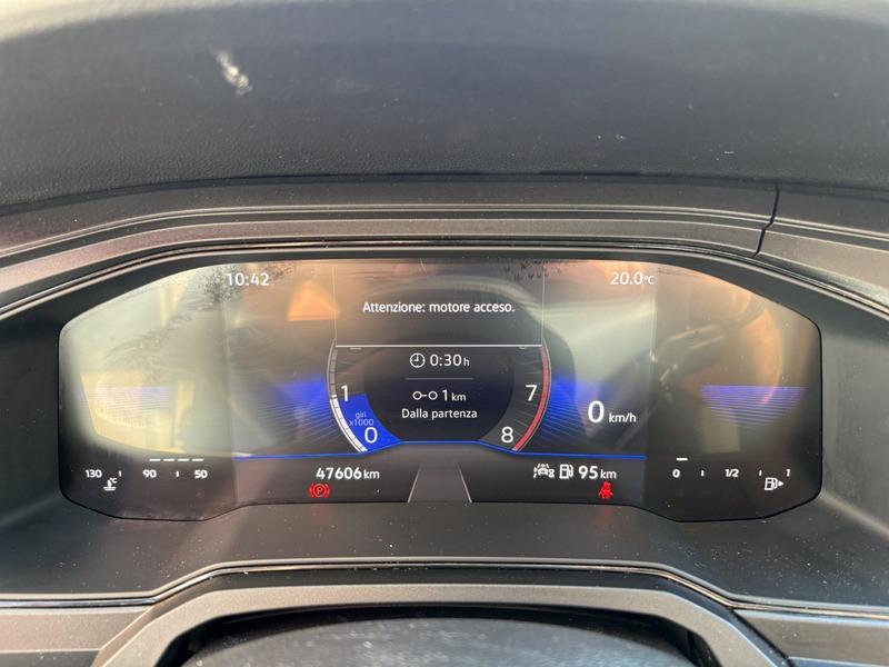 Volkswagen Taigo 1.0 tsi Life 95cv APP CONNECT-LED-17"
