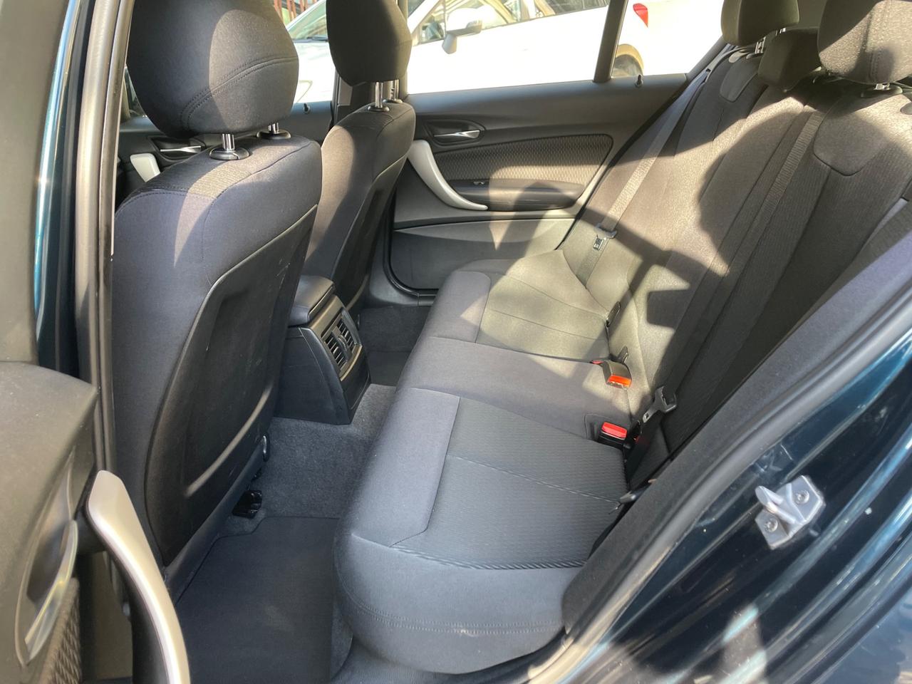 Bmw 116 116d 5p. Efficient Dynamics Sport