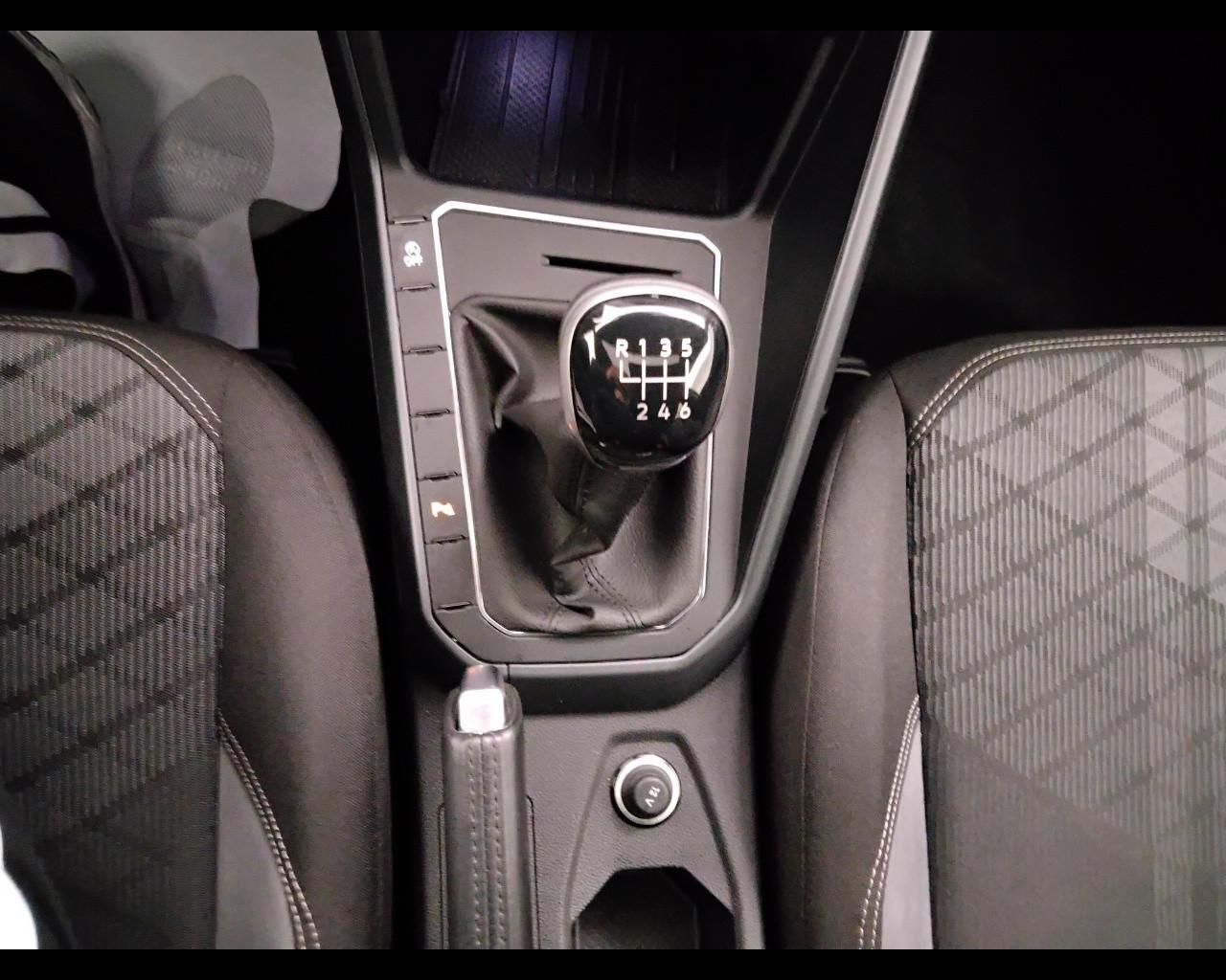 VOLKSWAGEN Taigo - Taigo 1.0 tsi R-Line 115cv