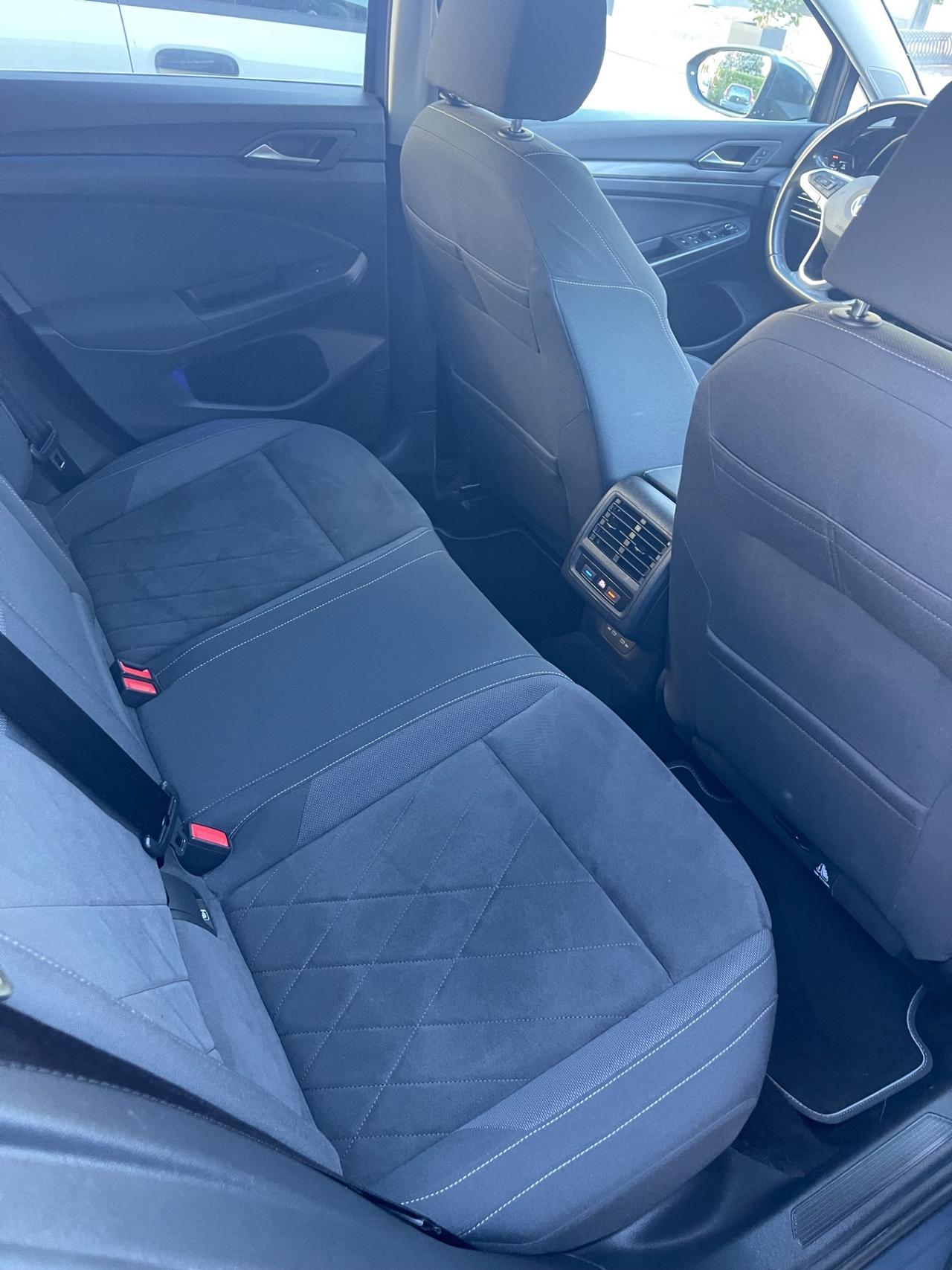 Volkswagen Golf 2.0 TDI SCR Style SI NEOPATENTATI