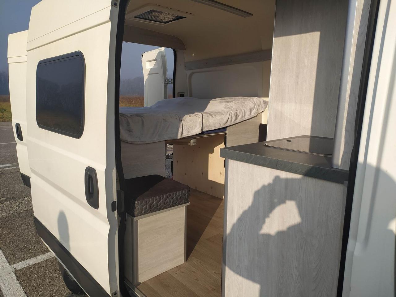 Peugeot Boxer Comfort 2.2 Blue HDI Camper #8237