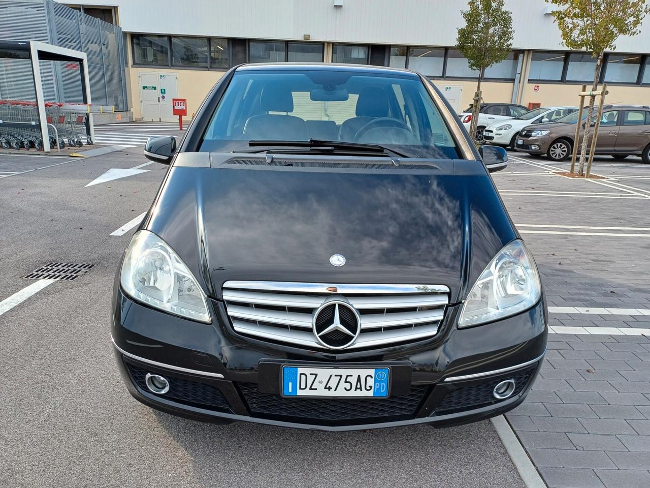 Mercedes-benz A 180 A 180 BlueEFFICIENCY