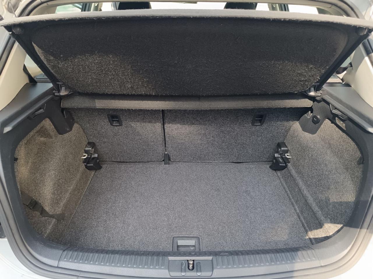 Volkswagen Polo 1.6 TDI Comfortline TOUCHSCREEN