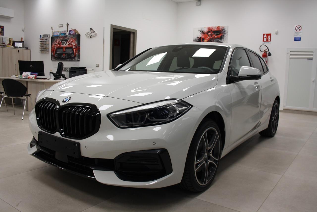 BMW 118D AUTOM 150CV SPORTLINE *2021