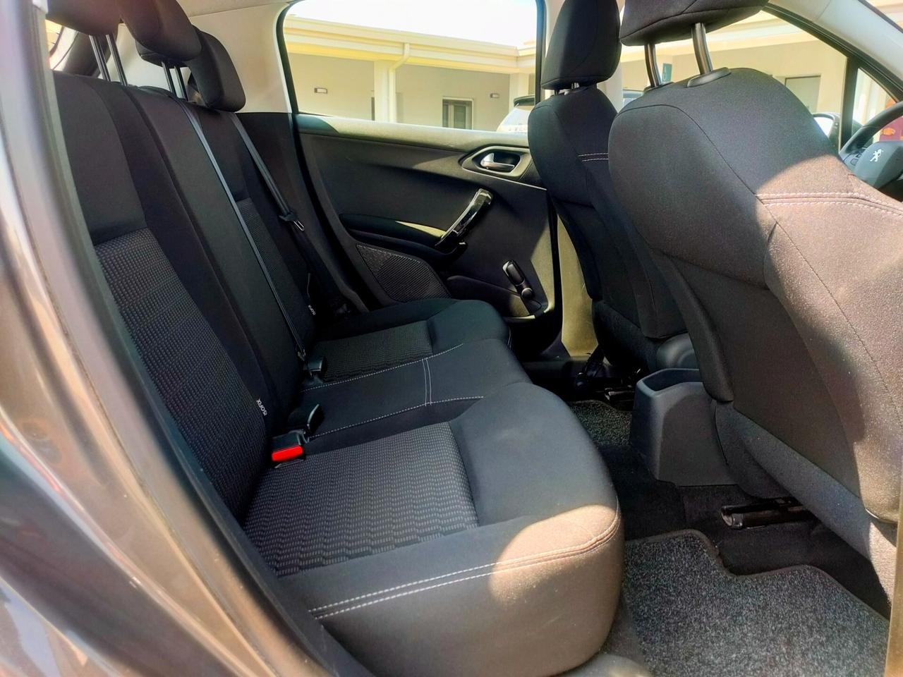 Peugeot 208 BlueHDi 75 5 porte Active NEOPATENTATI