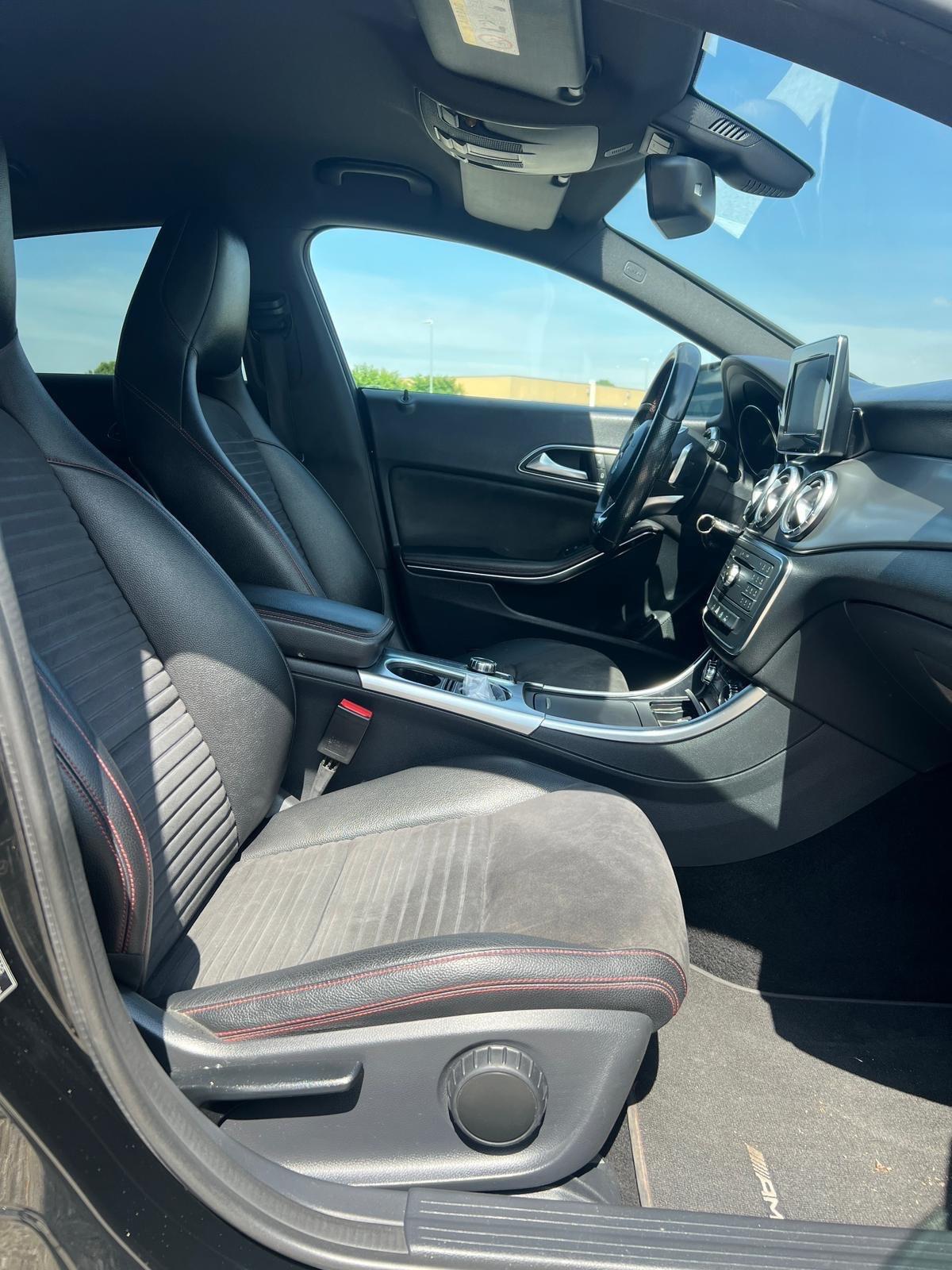 Mercedes-benz CLA 220 CLA 220 CDI 4Matic Automatic Premium