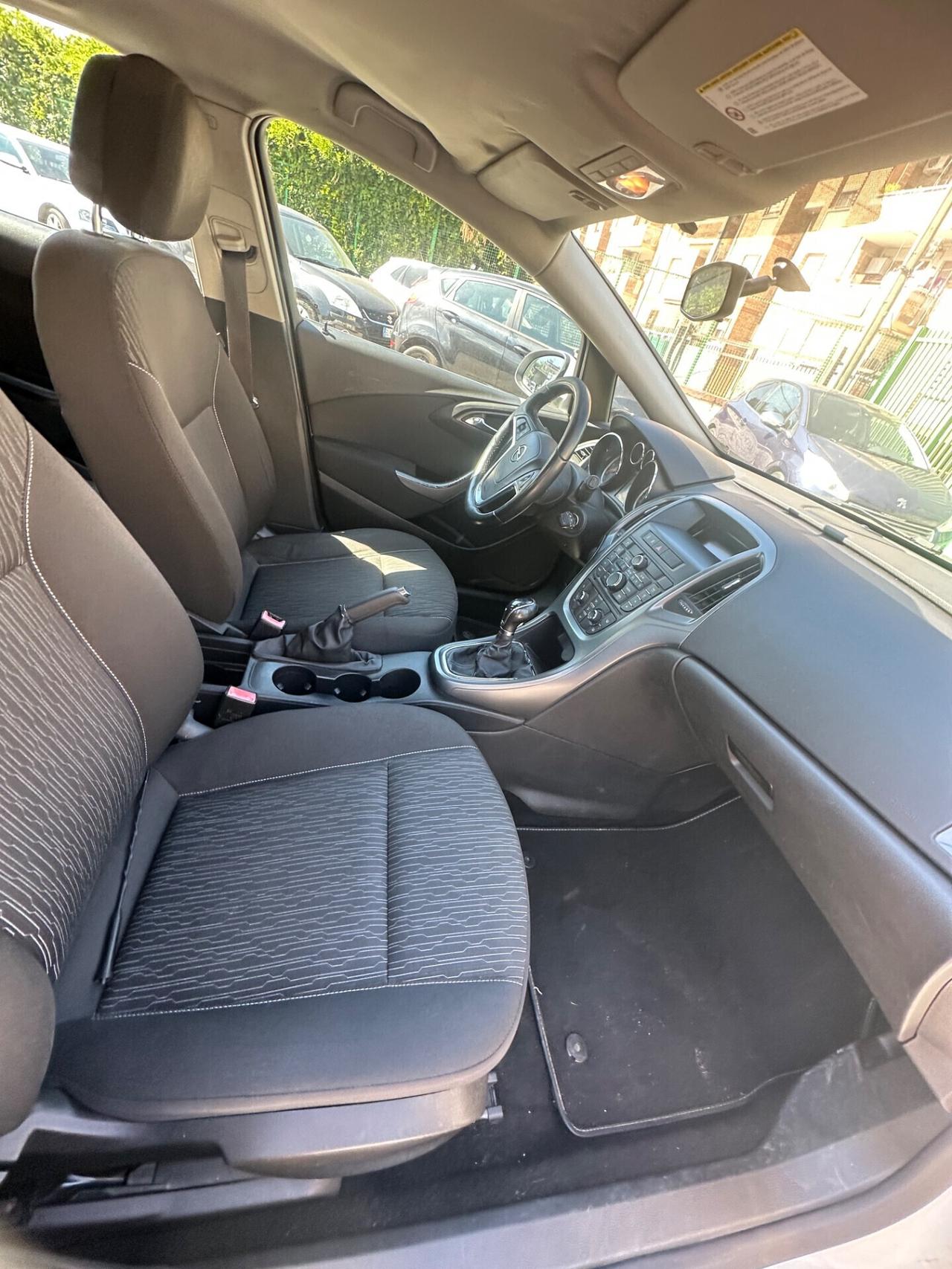 Opel Astra 1.7 CDTI 110CV Sports Tourer Cosmo