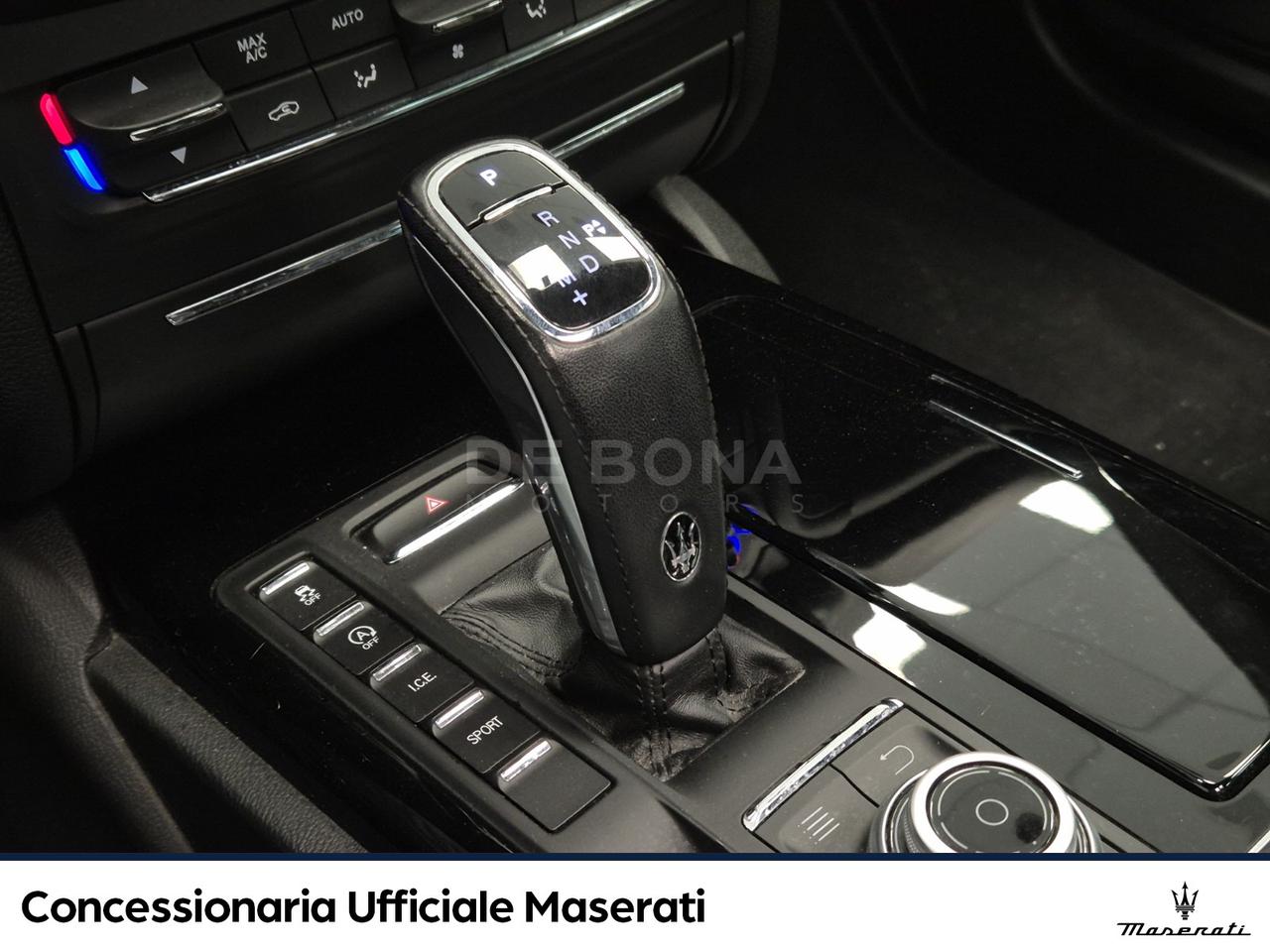 Maserati Ghibli 3.0 v6 ds ribelle black 275cv auto