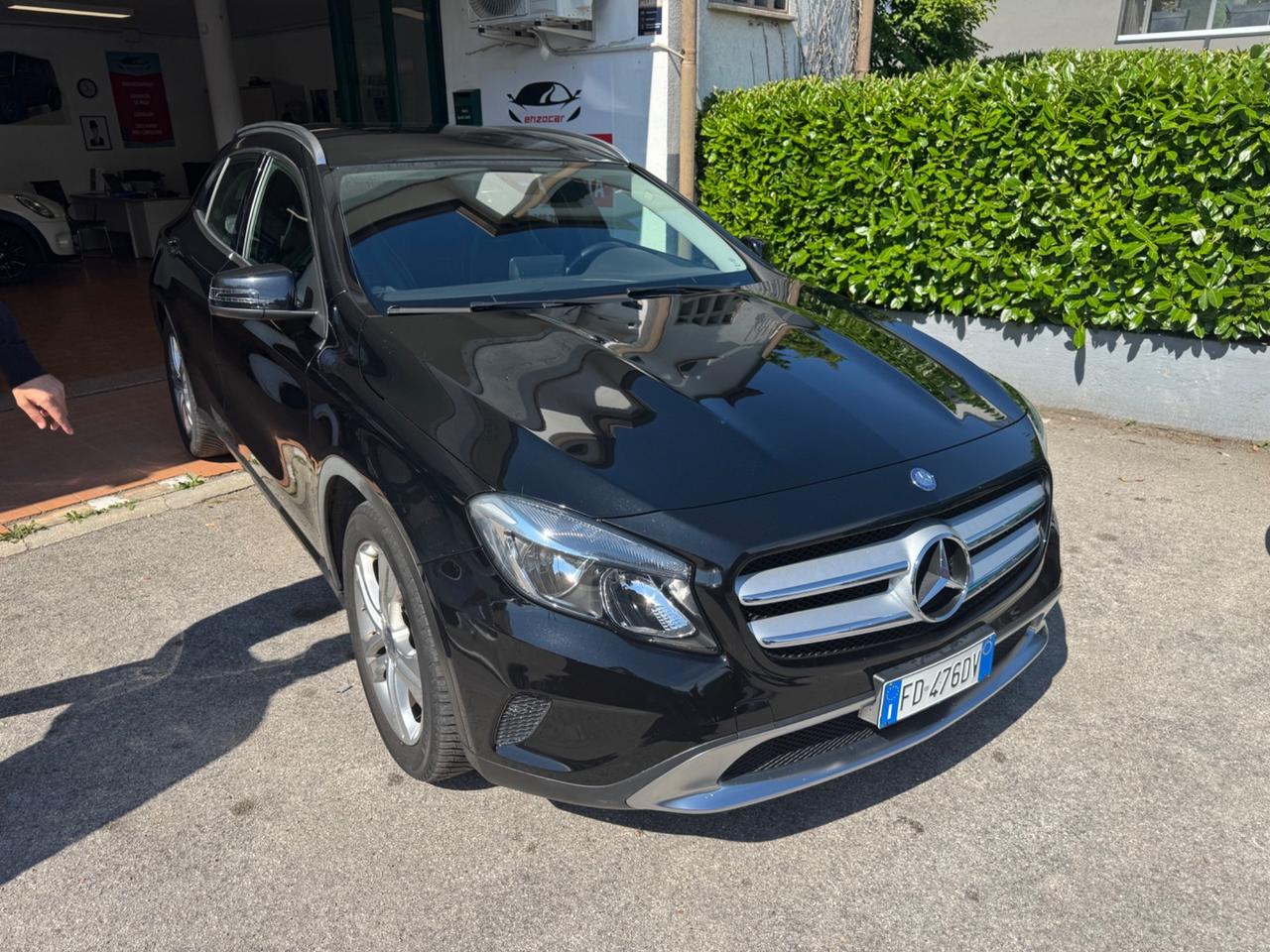 Mercedes-benz GLA 180 d Premium