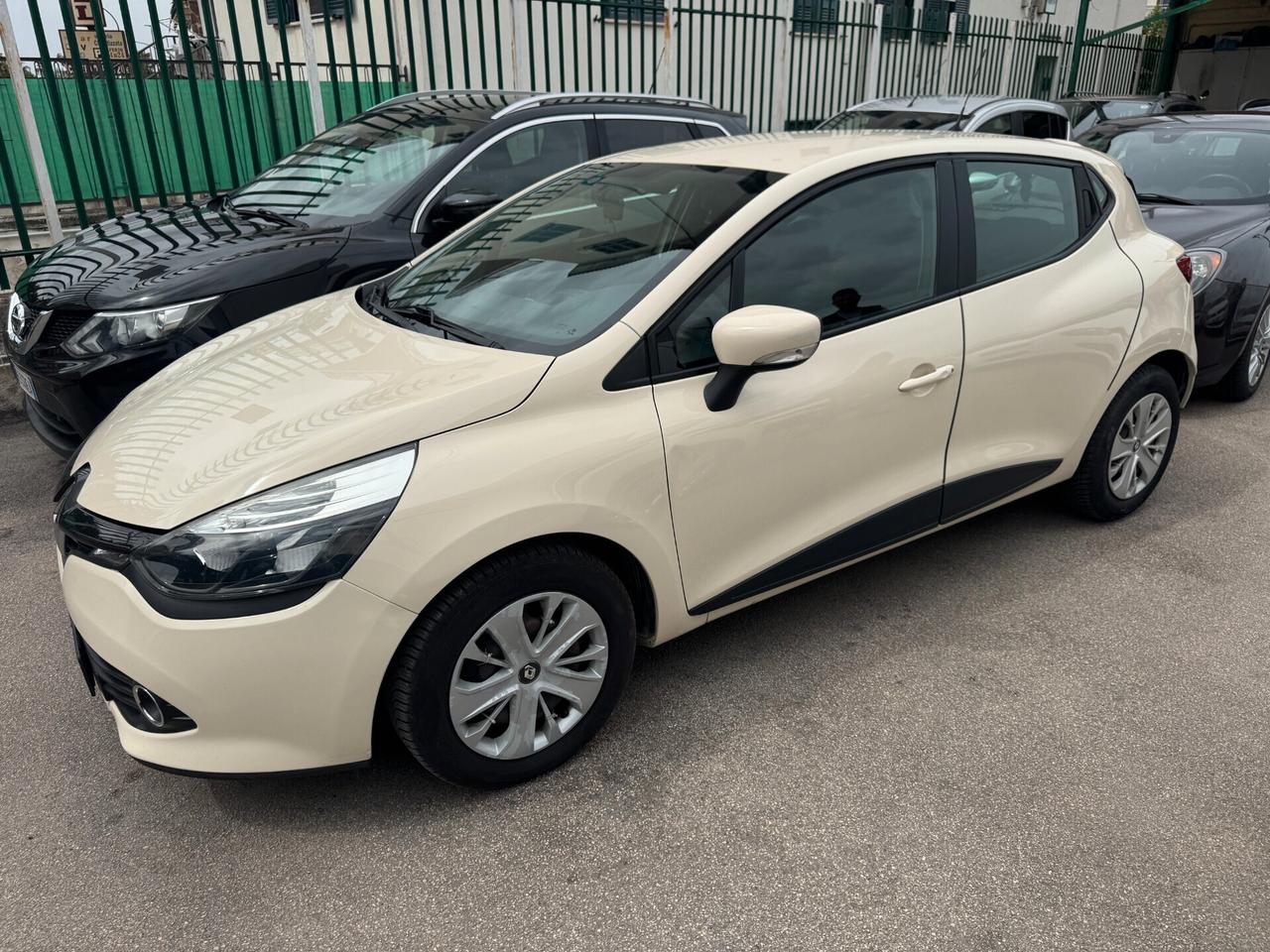Renault Clio dCi 8V 75CV Start&Stop 5 porte Energy Zen GARANZIA 12 MESI