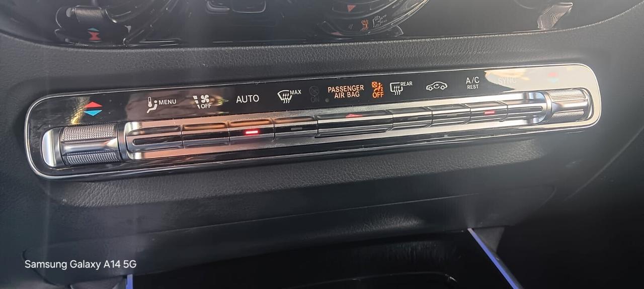 Mercedes-benz GLA 180 d Automatic Premium