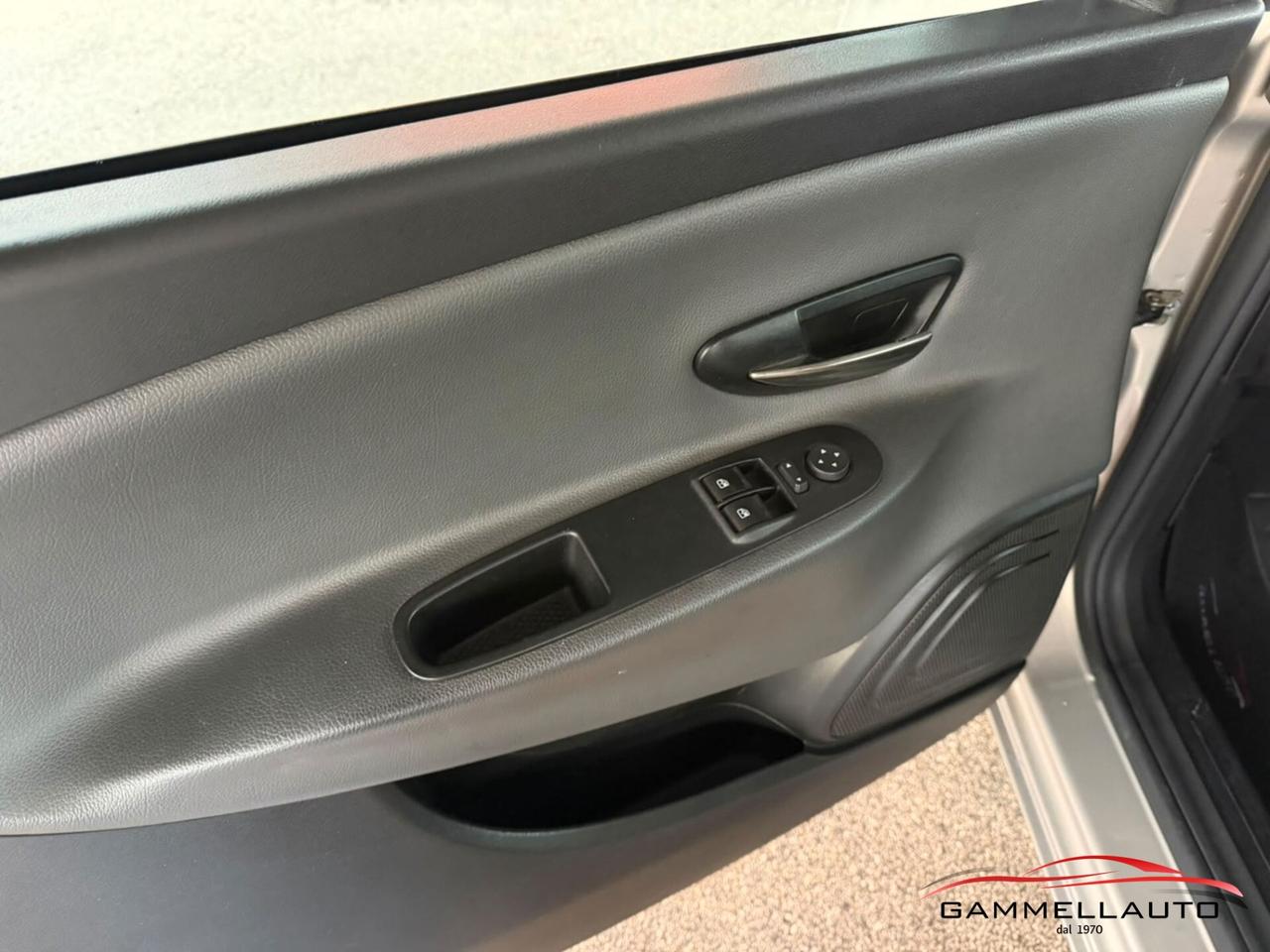 Lancia Ypsilon 1.3 MJT S&S Silver 95CV
