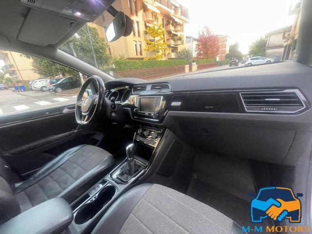 VOLKSWAGEN Touran 2.0 TDI 150 CV 7 posti