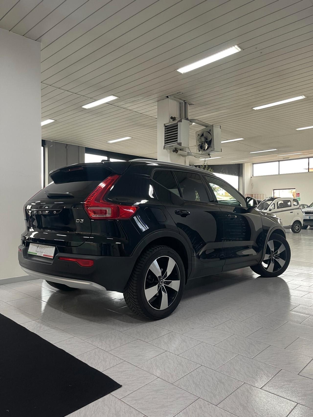 PROMO - Volvo XC40 D3 Geartronic R-design - IVA ESPOSTA