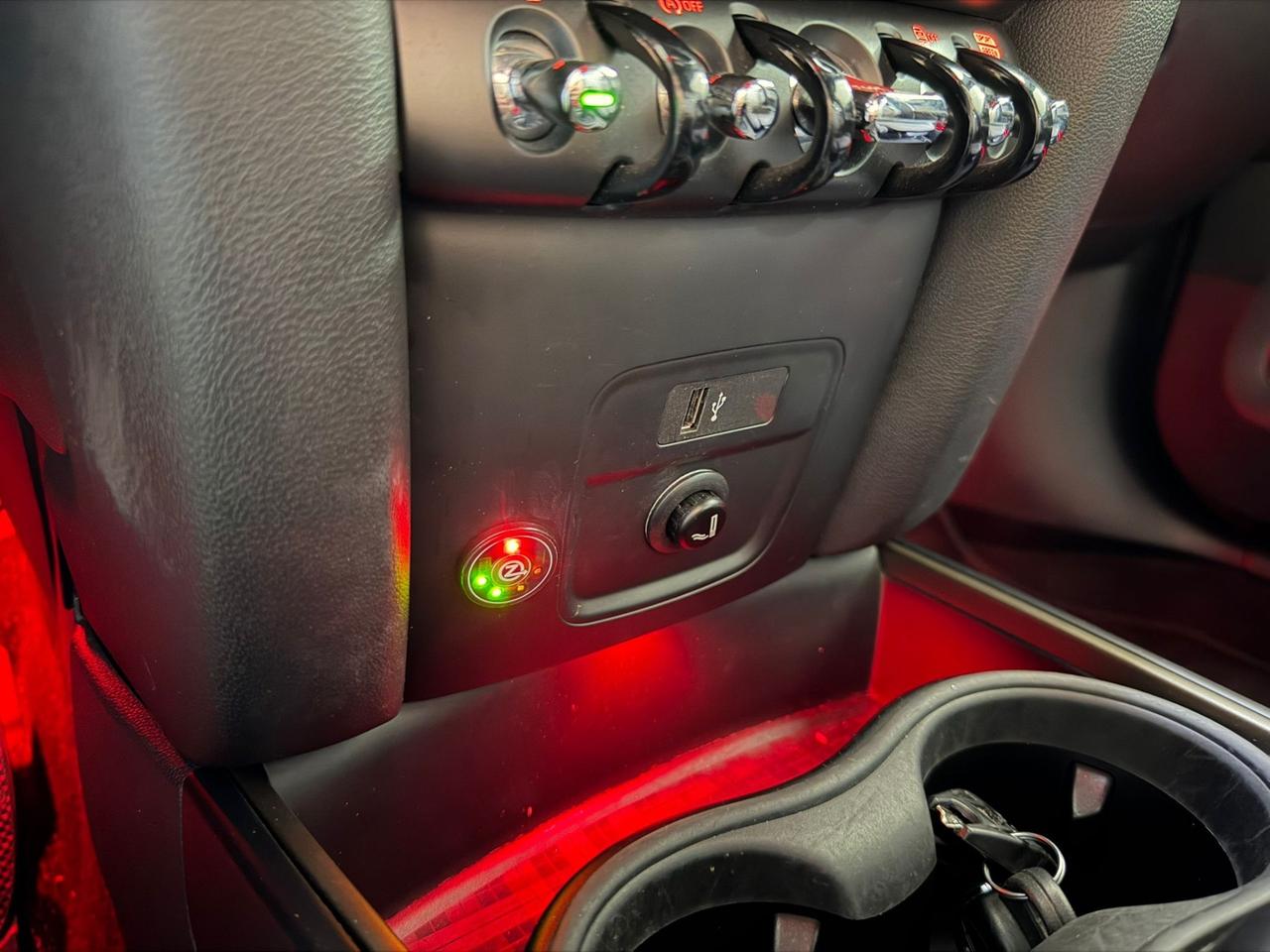 Mini Cooper 1.5 Countryman 136 GPL Autom 2024