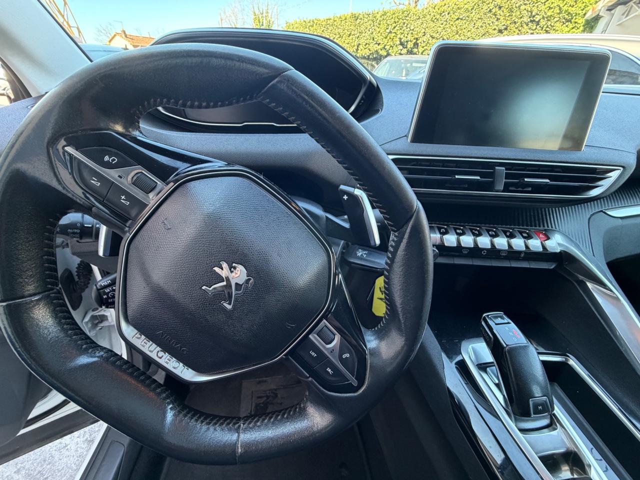 Peugeot 5008 BlueHDi 130 EAT8 Business 7 posti