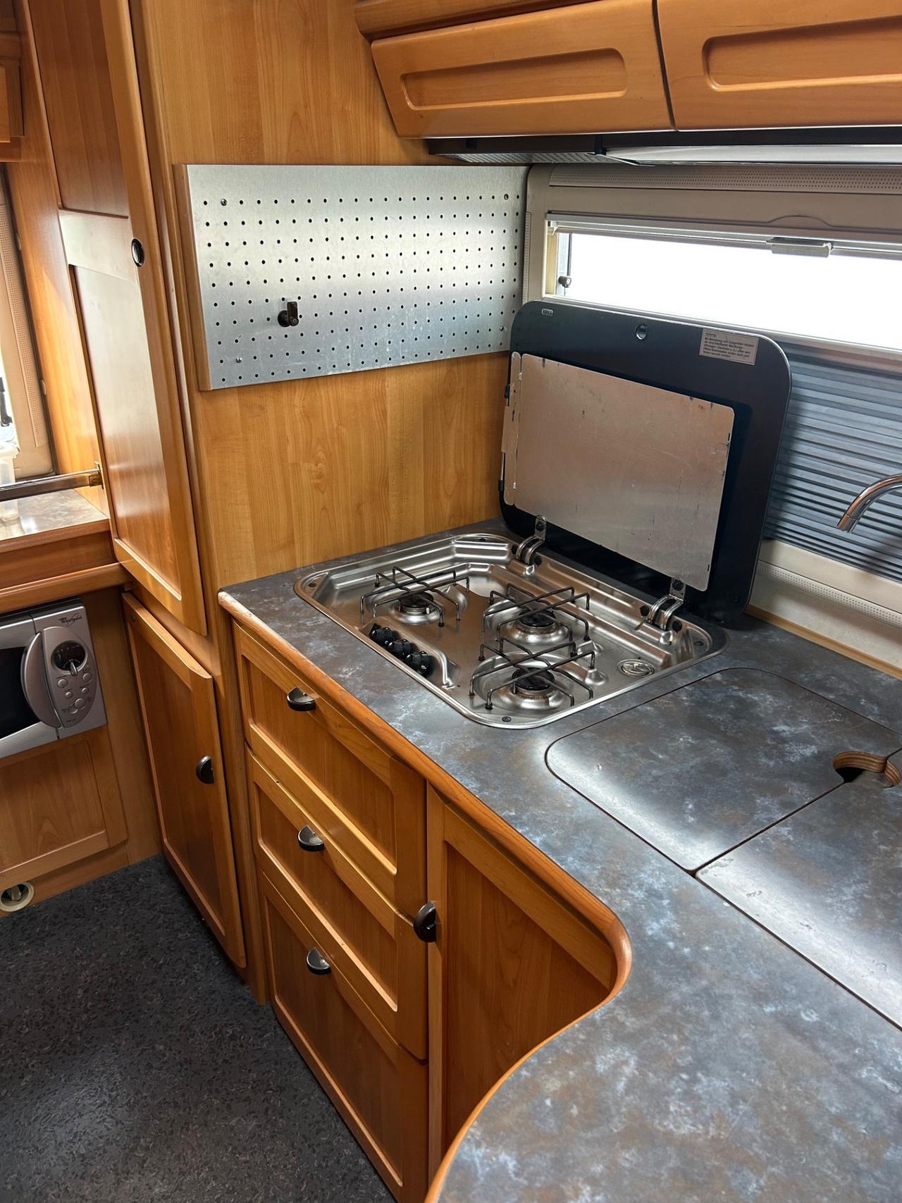 Motorhome hymer del 2000 in saldo 824