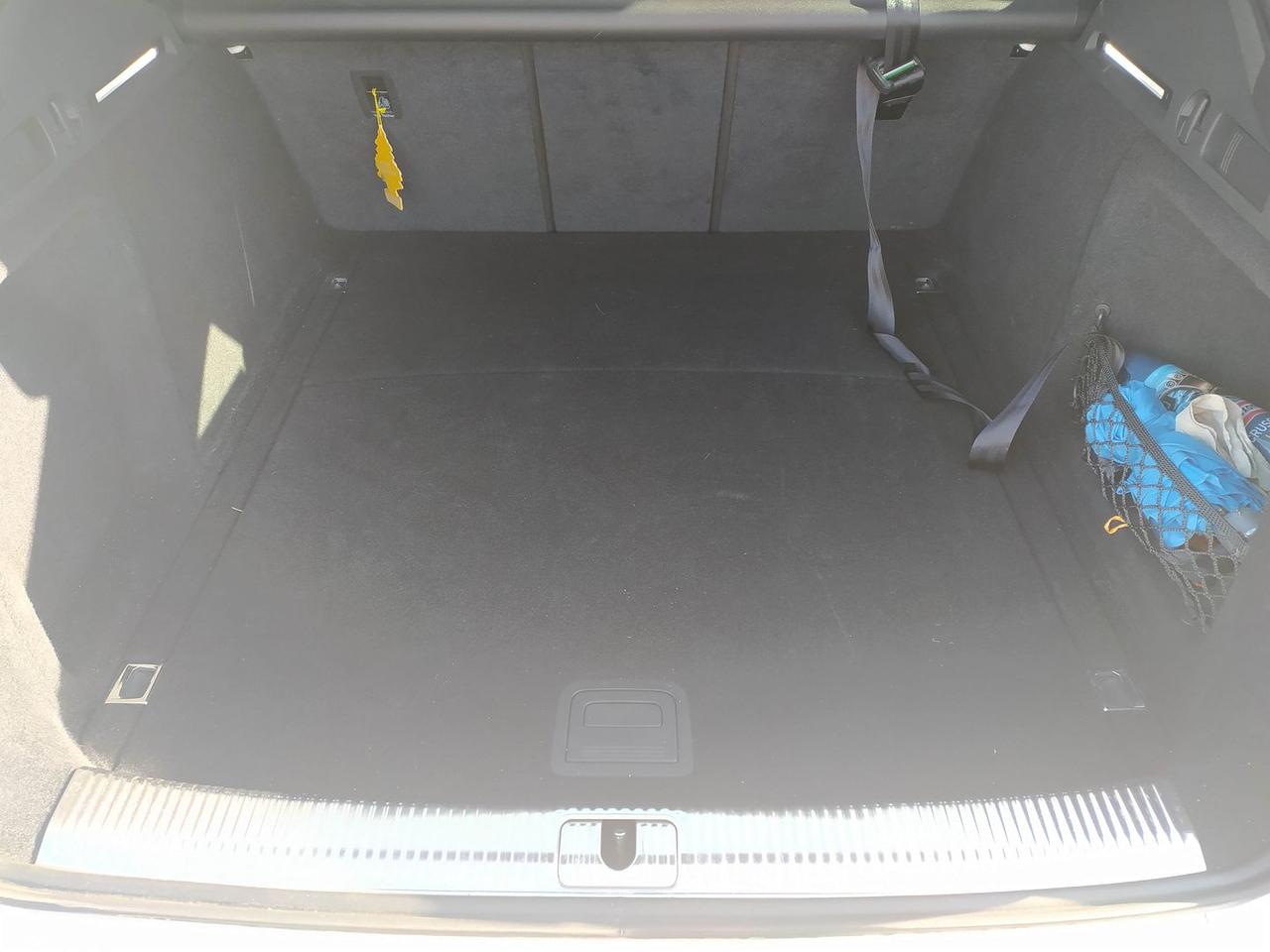 Audi A4 Business Advanced 2.0 35 TDI MHEV #8151