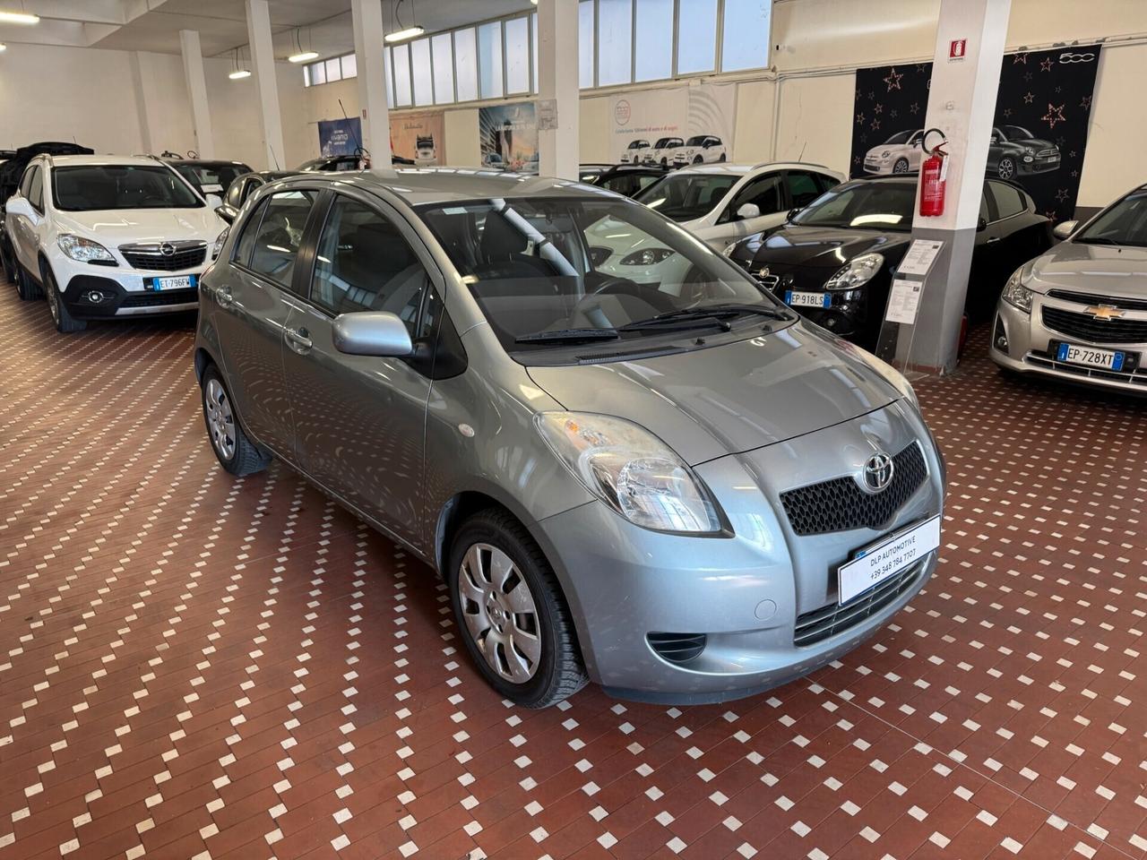 Toyota Yaris 1.0 5 porte Sol - NEOPATENTATI