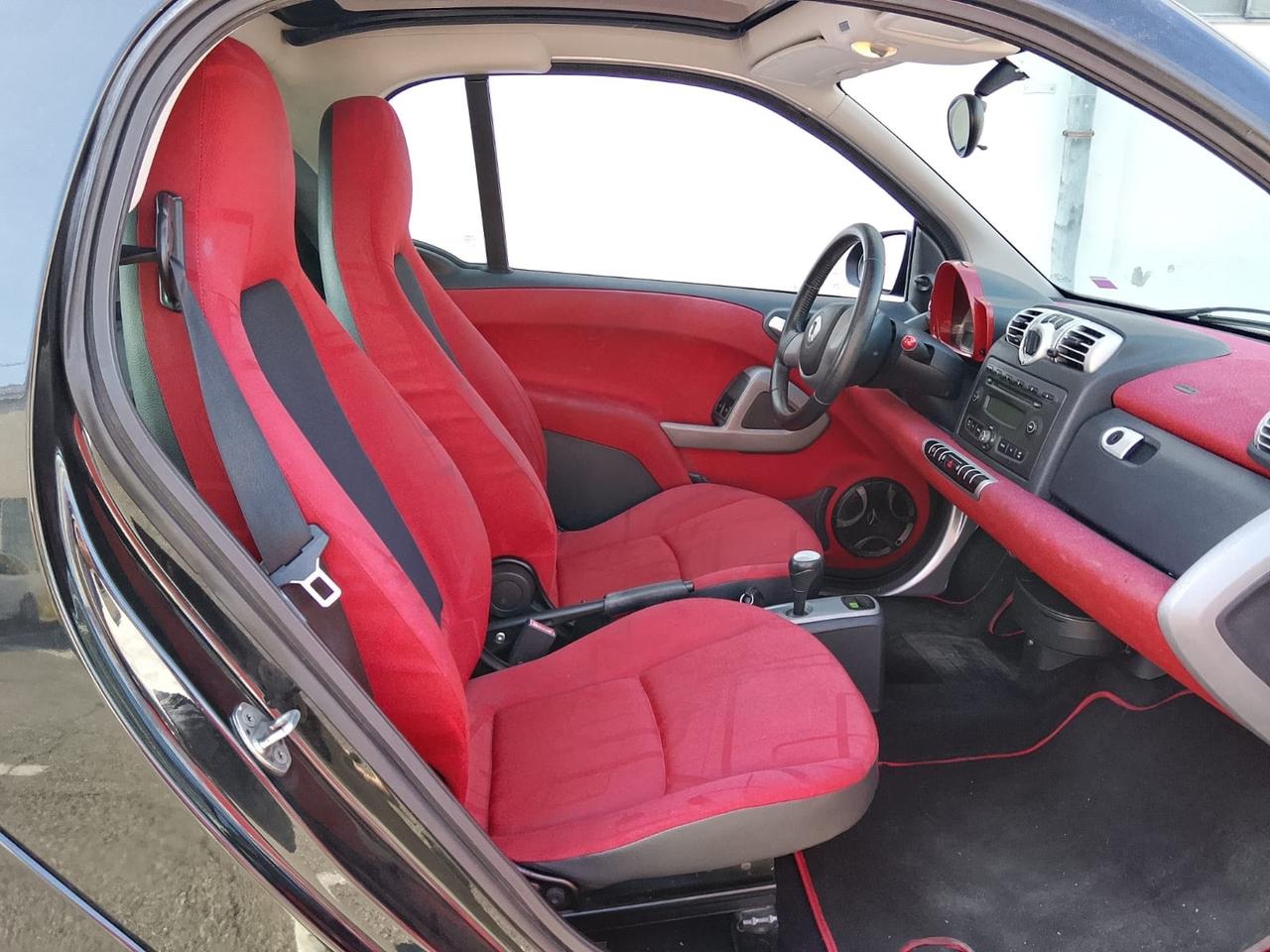 Smart ForTwo 1000 52 kW MHD coupé pure