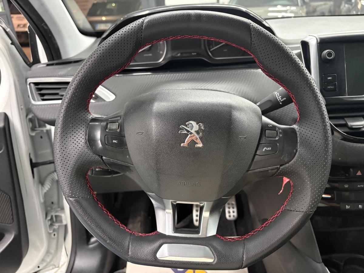 PEUGEOT 208 1.6 BlueHDi 100CV GT Line UNICO PROP/ TETTO/ NAVIGATORE/ RETROCAMERA