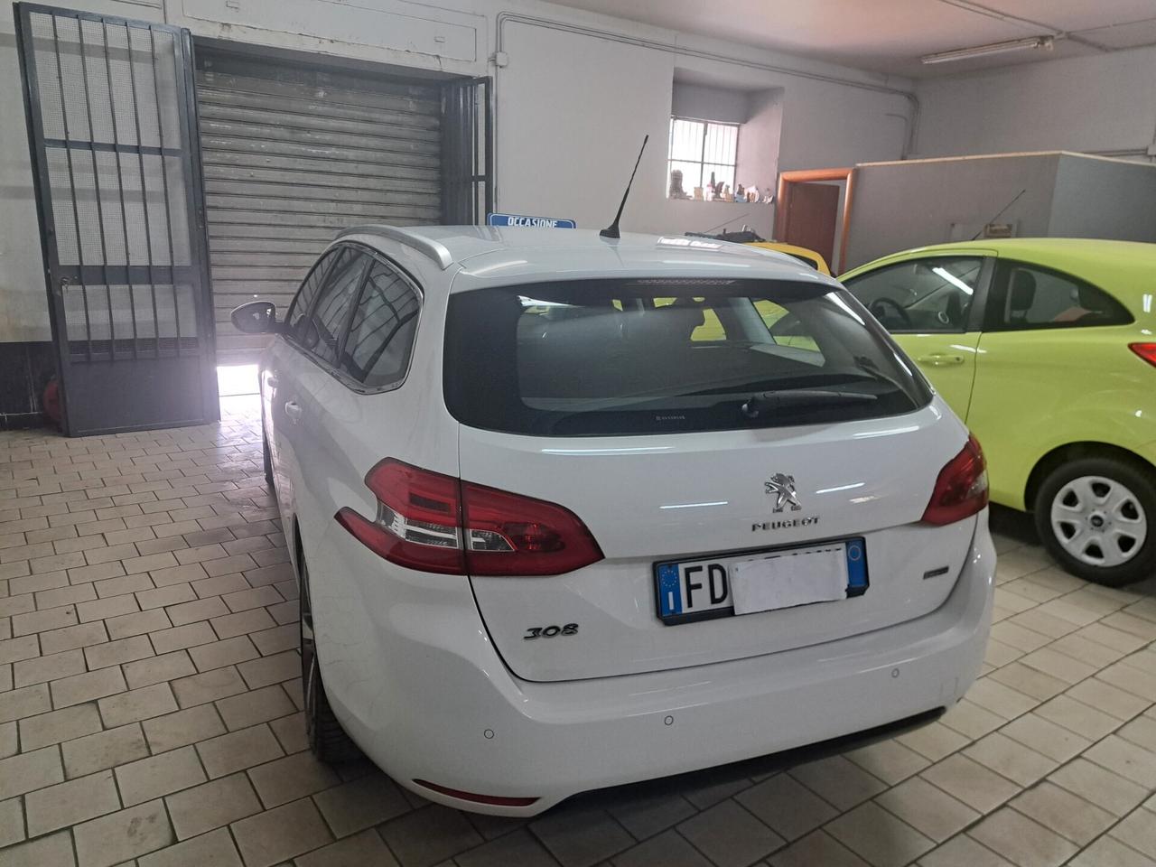 Peugeot 308 BlueHDi 120 S&S 1.6 hdi SW Allure 2016