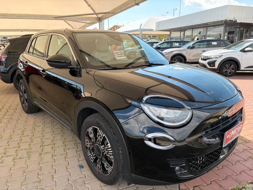 Fiat 600 1.2 hybrid La Prima 110cv auto