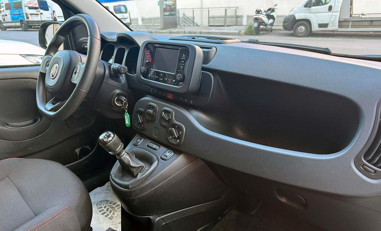 Fiat Panda 1.0 FireFly S&S Hybrid Unico Proprietario Fatturabile Sensori di Parcheggio Radio Dab