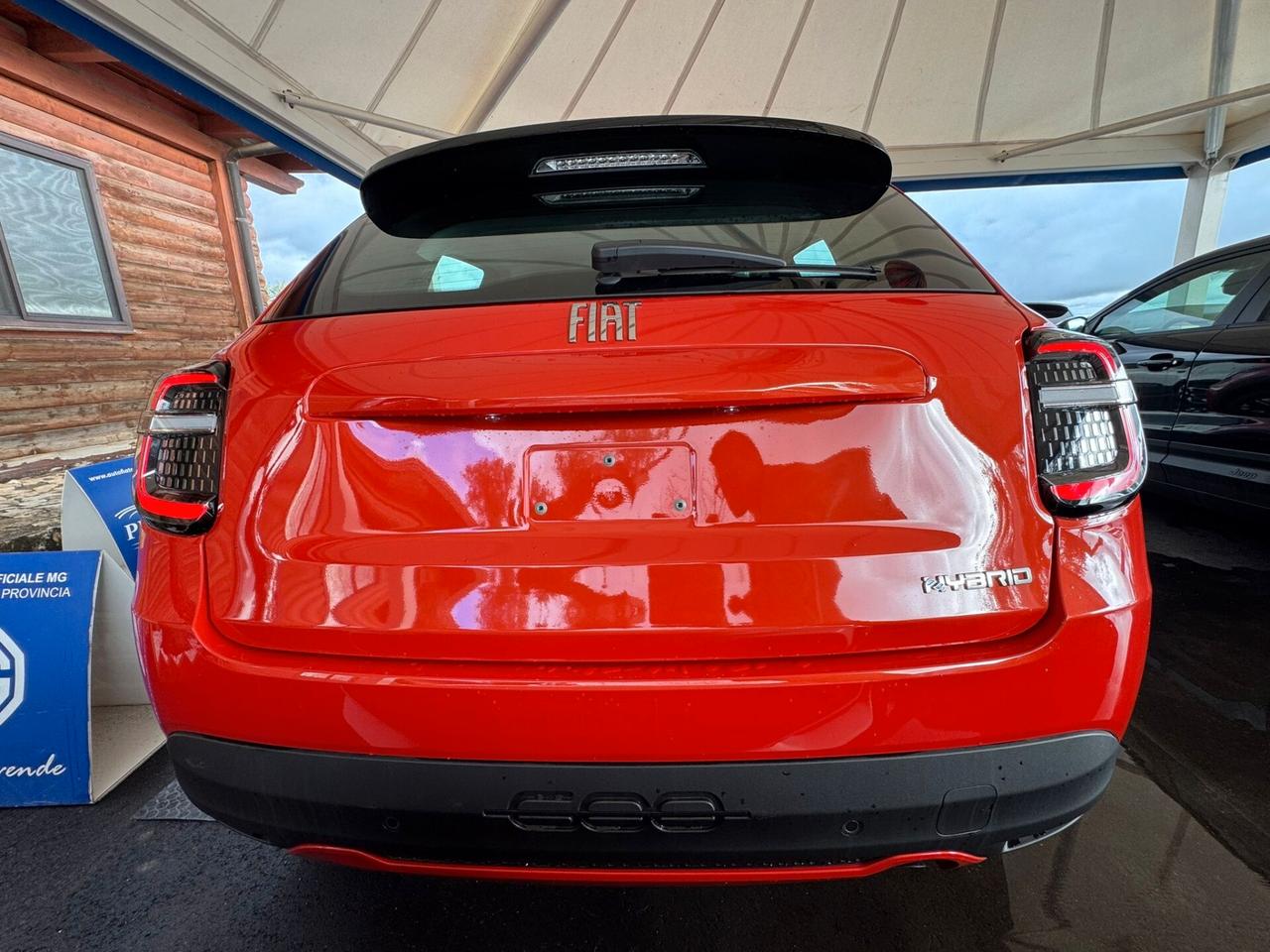 Fiat 600 Hybrid 110 CV DCT MHEV Business