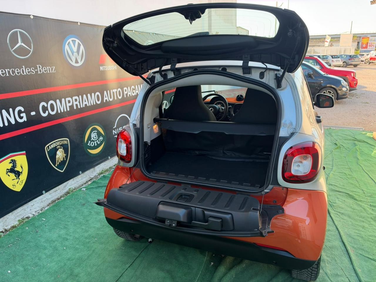 Smart ForTwo 2016 1.0 twinamic Passion AUTOMATICA LEGGI!