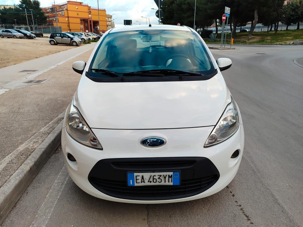 Ford Ka 1.2 BENZ. 69CV Titanium!