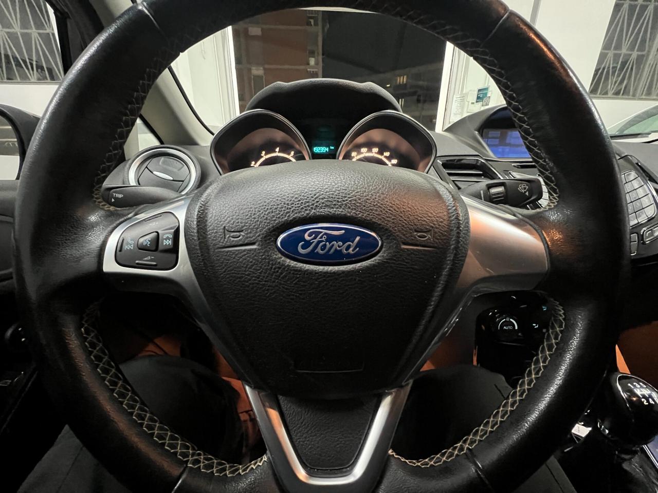 Ford Fiesta 1.4 5p. Bz.- GPL Titanium