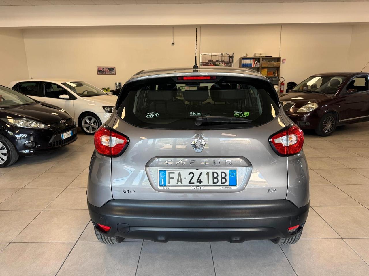 Renault Captur 0.9 TCE BENZ 90CV S&S ZEN UNIPRO 2015