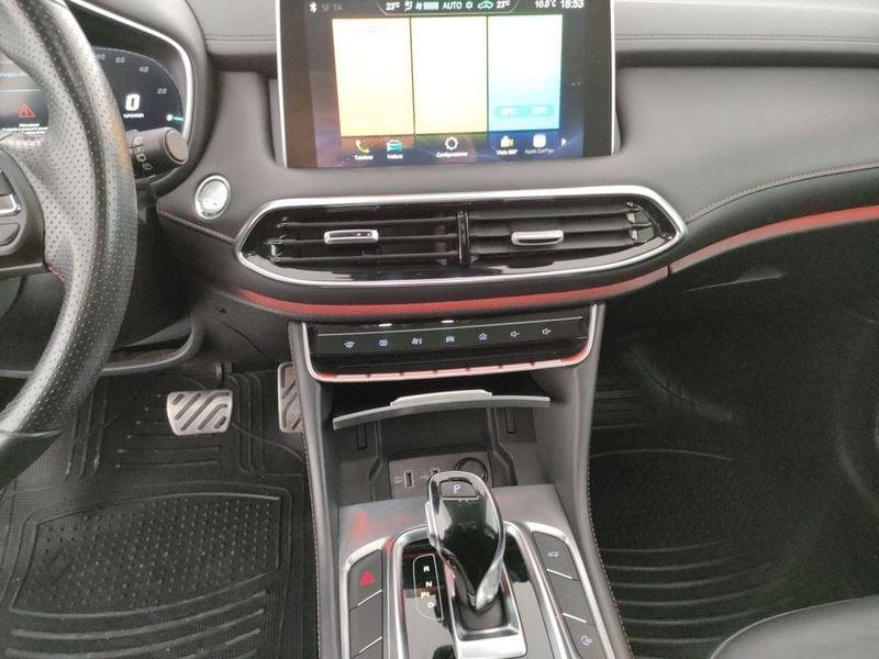 MG EHS Plug-in Hybrid Exclusive