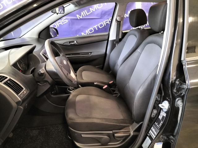 HYUNDAI i20 1.2 5p. Sound Edition