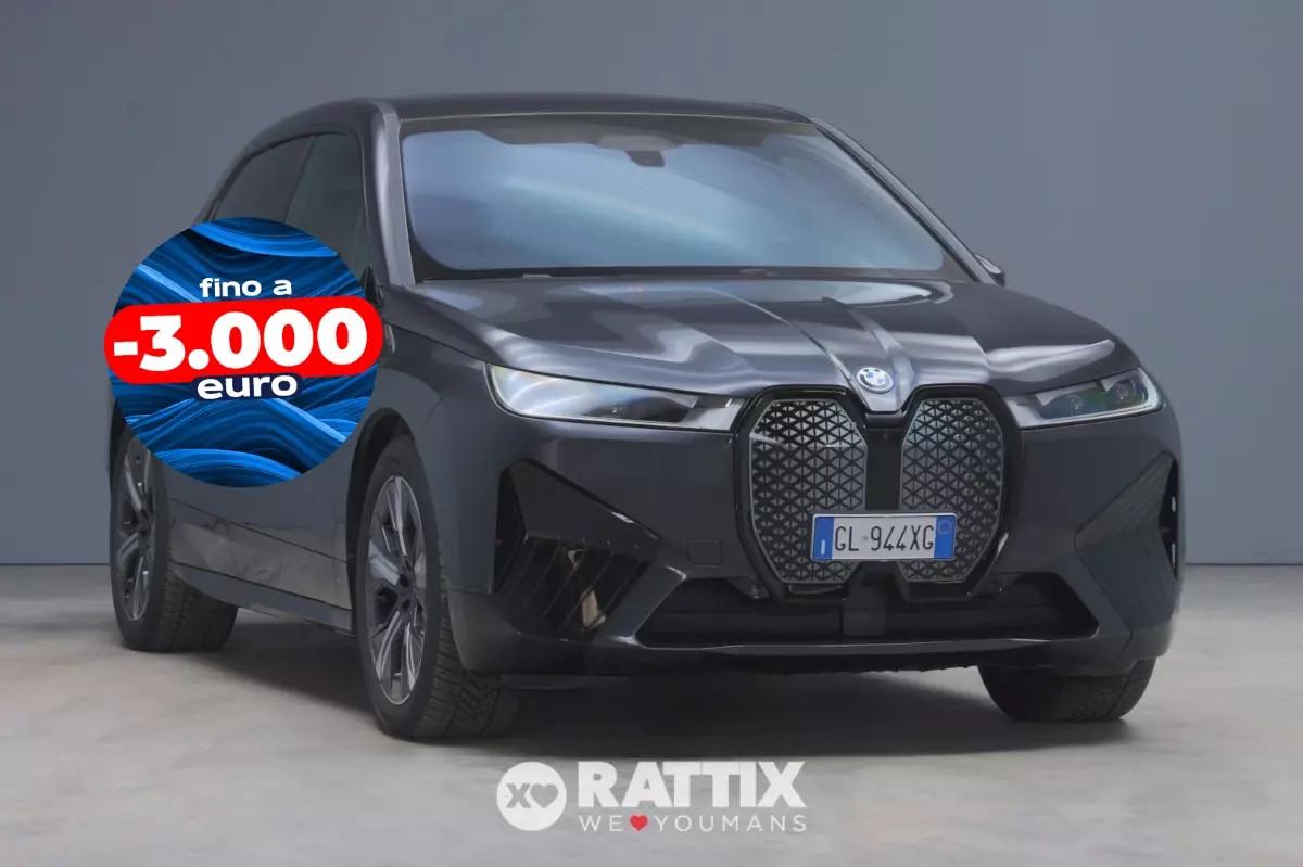 BMW iX motore elettrico 240KW Sport xDrive40 Auto