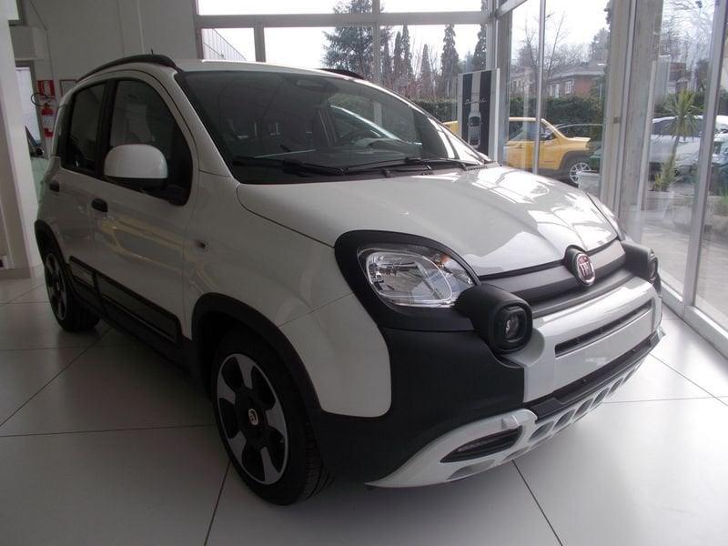 FIAT Panda 1.0 FireFly 70cv S&S Hybrid Pandina CROSS 338.7575187