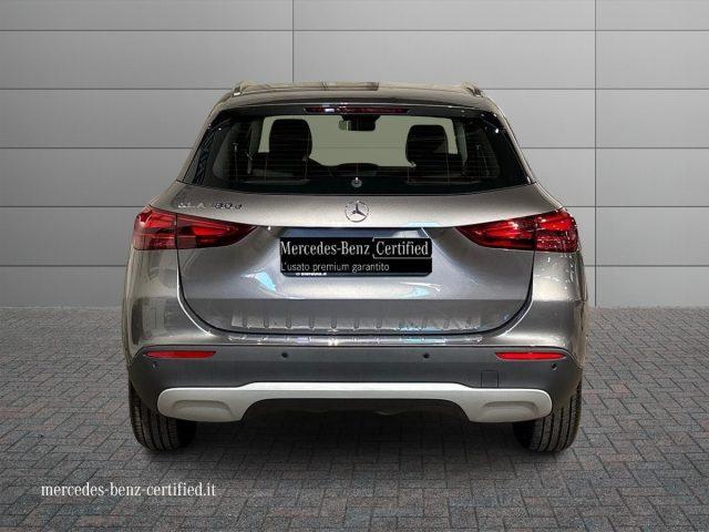 MERCEDES-BENZ GLA 180 d Automatic Advanced