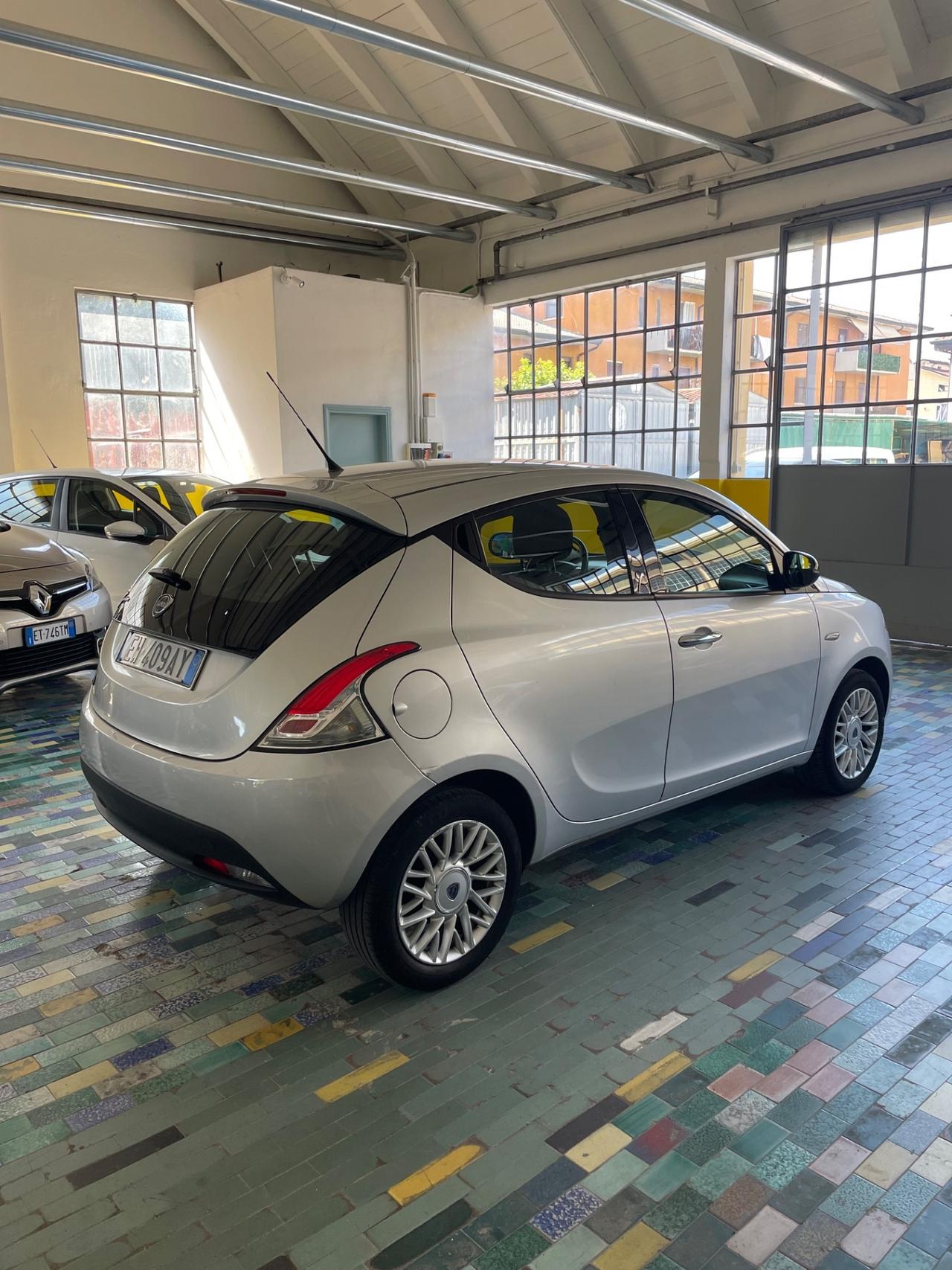 Lancia Ypsilon 1.3 MJT 16V 95 CV