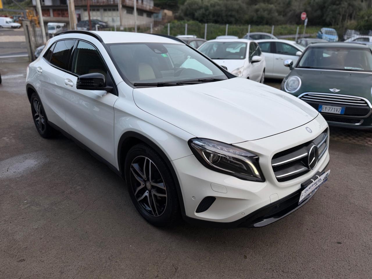 Mercedes-benz GLA 220d 4Matic Motore Nuovo Km Certificati