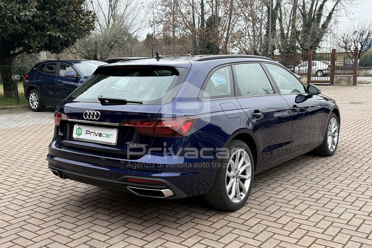 AUDI A4 Avant 40 g-tron S tronic Business Advanced