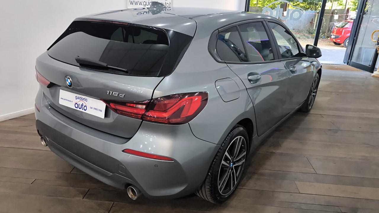 Bmw 118 118d 5p. Business Advantage