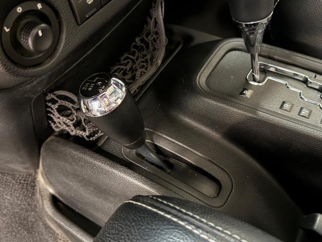 JEEP Wrangler 2.8 CRD DPF Sahara Auto