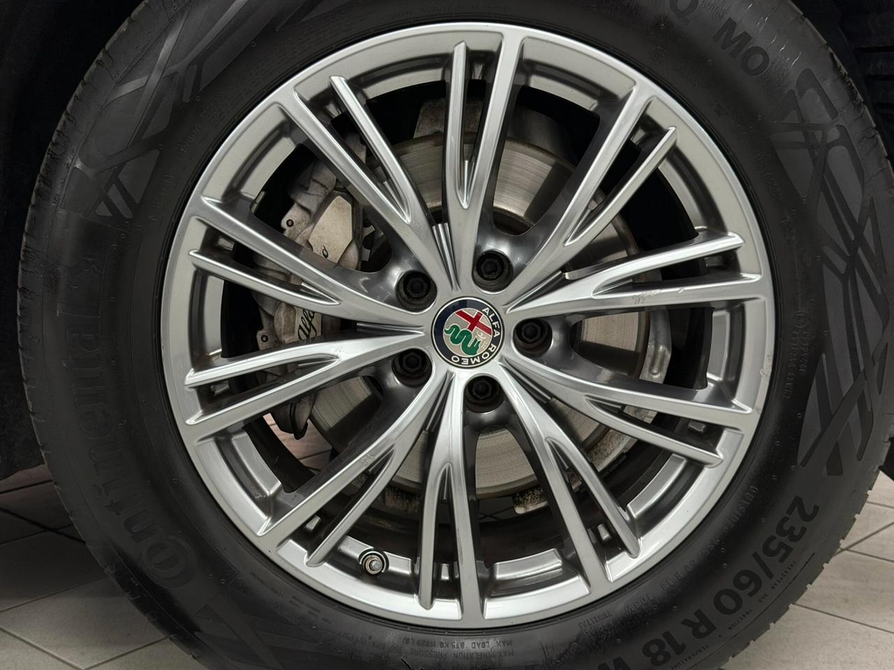 Alfa Romeo Stelvio 2.2 TD 190 CV BUSINESS Q4 DISTRIBUZIONE ESEGUITA