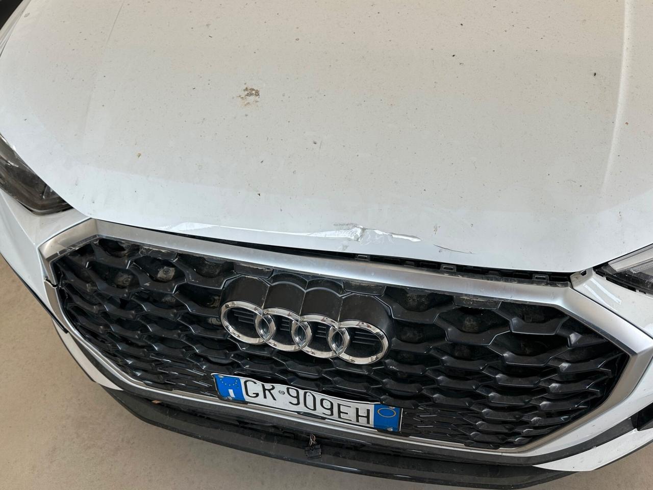 Audi Q3 spb 35 2.0 tdi danni al radiatore e alla traversa