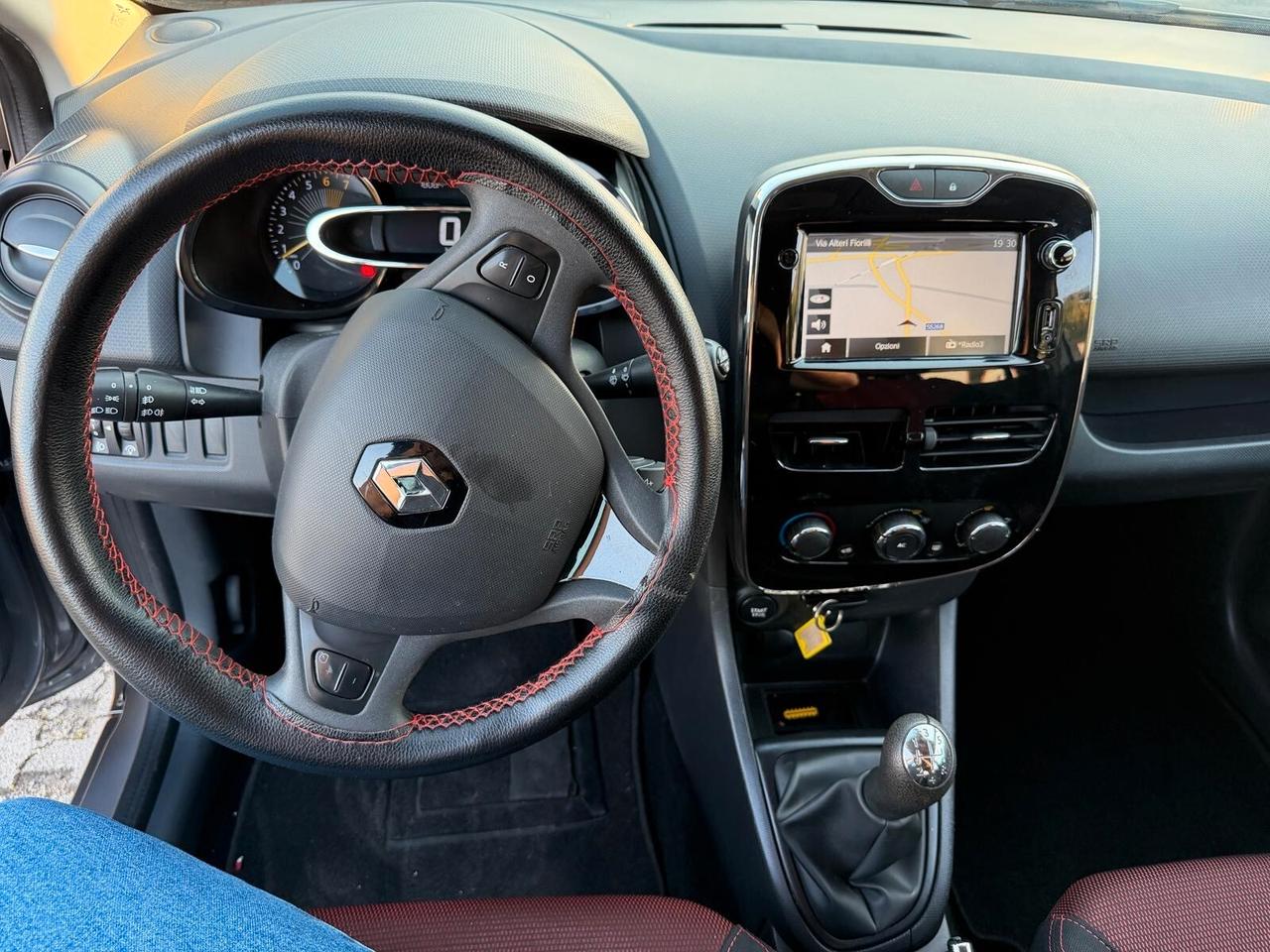Renault Clio 1.2 75CV 5 porte Live-2014