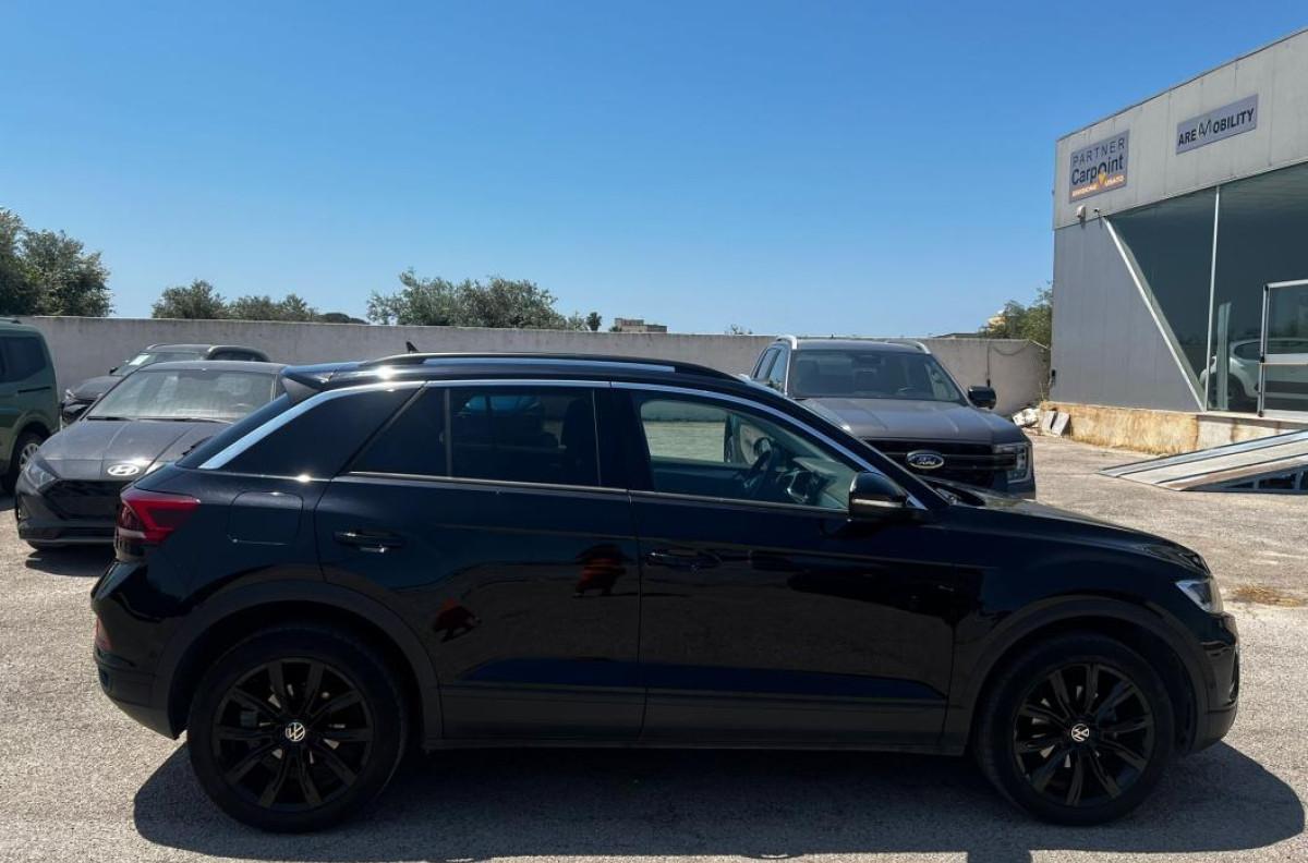 VOLKSWAGEN T-Roc 2.0 tdi Black Pack 115cv