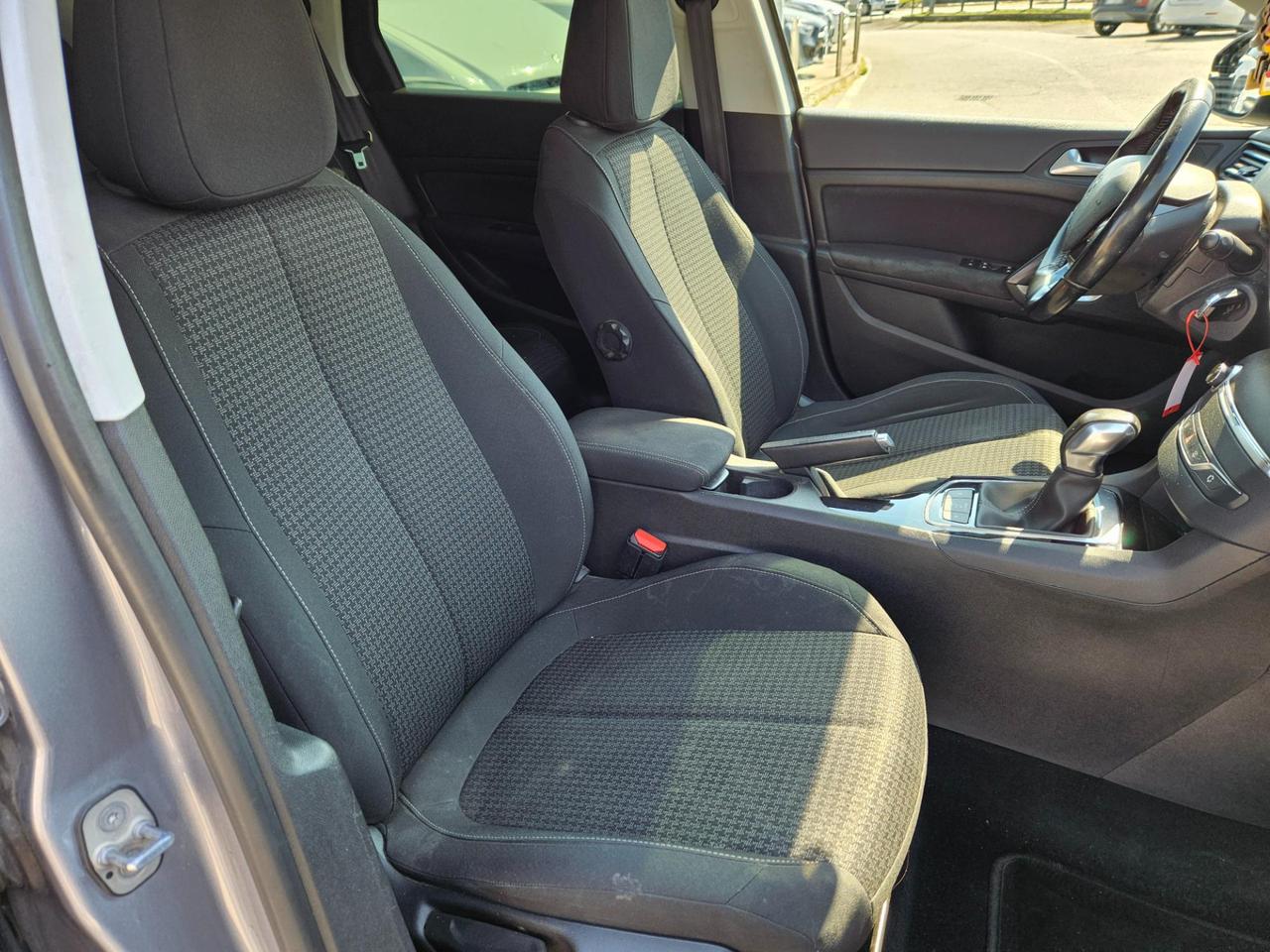 Peugeot 308 Station Wagon 308 SW 1.6 bluehdi Active s&s 120cv eat6