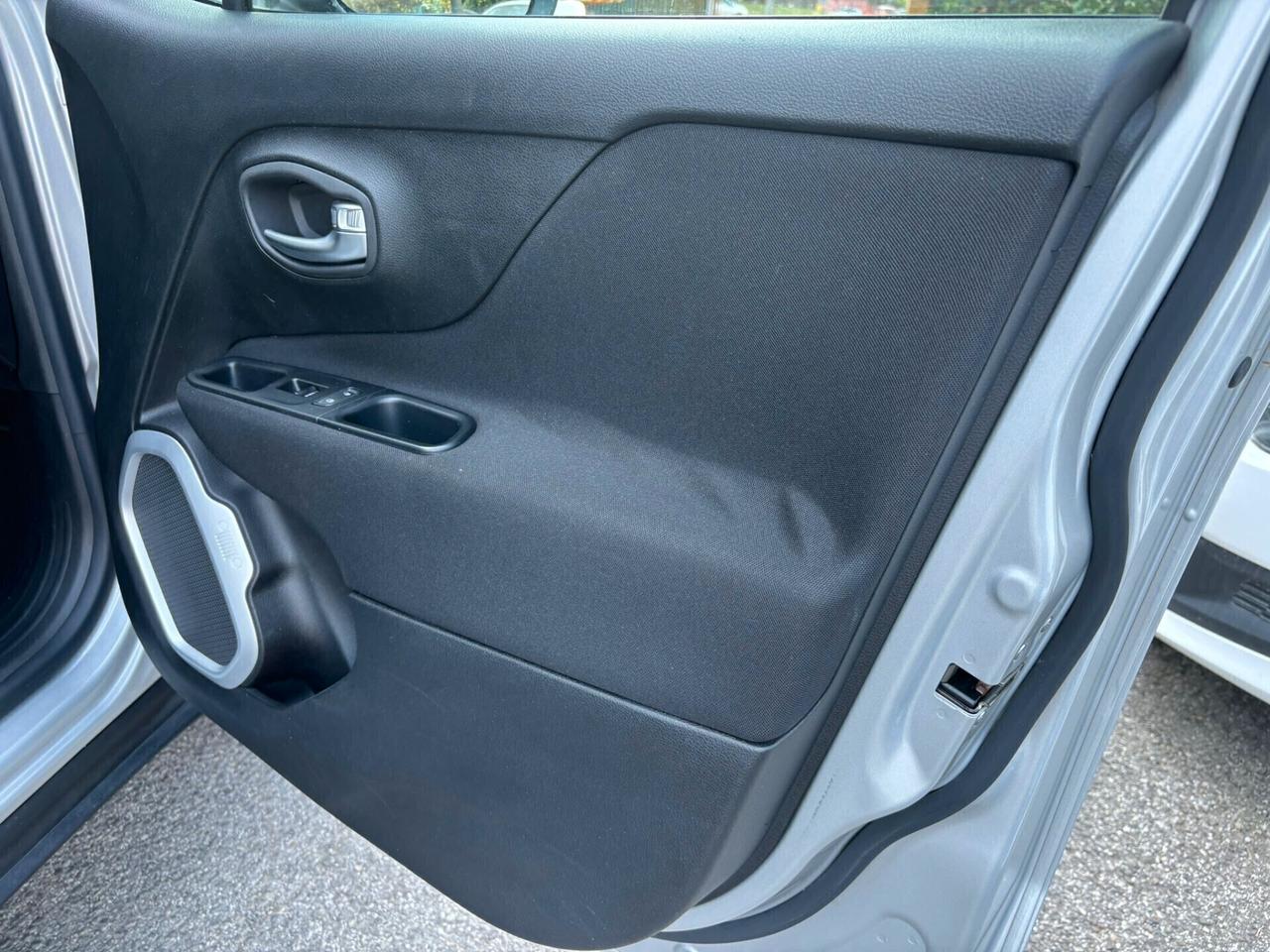 Jeep Renegade 1.6 Mjt 120 CV OK Neopatentati